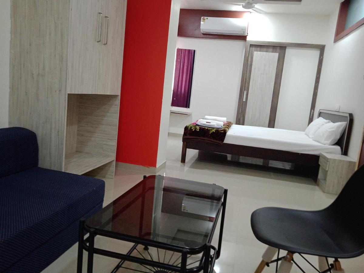 Stay Nc Homestay Нашик Екстер'єр фото