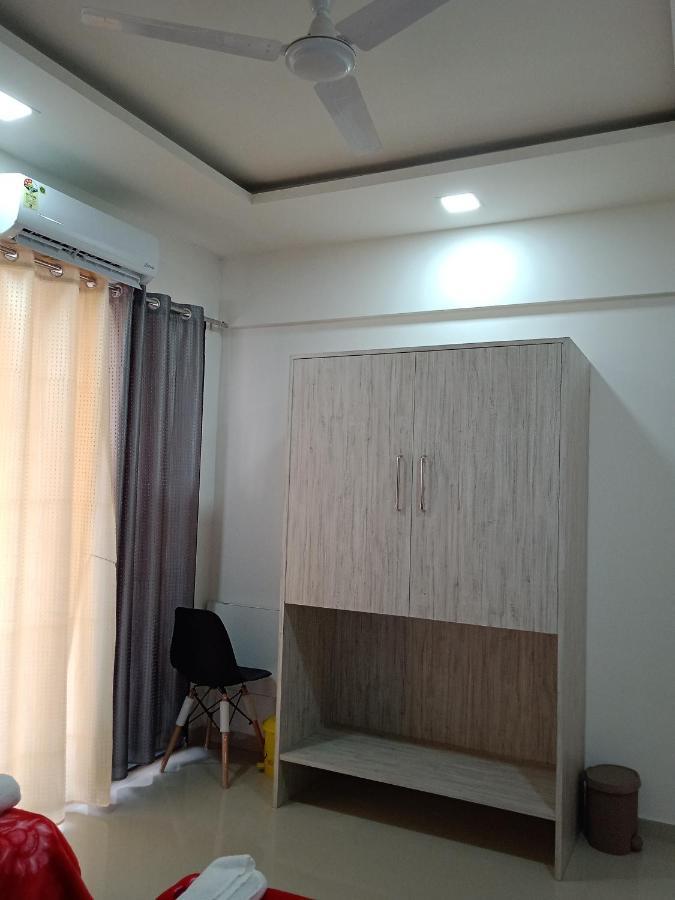 Stay Nc Homestay Нашик Екстер'єр фото